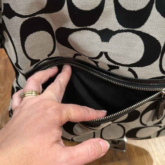 Coach Signature Stripe Foldover Tote (With 2 Hang Tags)(E1380-F23304) EUC - Picture 13 of 17